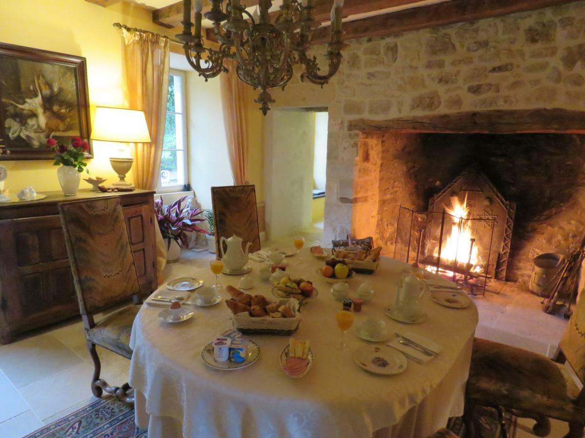 مبيت وإفطار Terrasson Chateau De Gaubert المظهر الخارجي الصورة